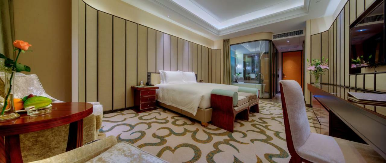 Royal Seaside Hotel And Hot Springs 廈門市 エクステリア 写真